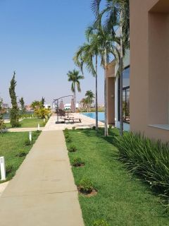 VENDE-SE | Terreno no Royal Boulevard