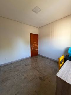 CASA À VENDA – VILA RICA
