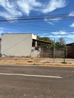 TERRENO À VENDA – CENTRO