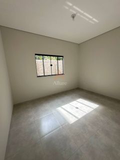 CASA À VENDA – JARDIM DO PARQUE