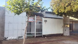 Casa à Venda – Centro | Avenida Bandeirantes