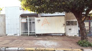Casa à Venda – Centro | Avenida Bandeirantes