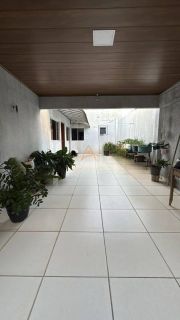 Casa à Venda – Centro | Avenida Bandeirantes