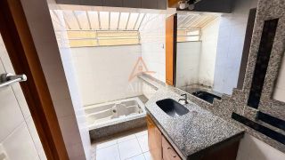 CASA DE ESQUINA PARA LOCAÇÃO – BAIRRO SANTA CRUZ