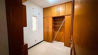 CASA DE ESQUINA PARA LOCAÇÃO – BAIRRO SANTA CRUZ