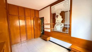 CASA DE ESQUINA PARA LOCAÇÃO – BAIRRO SANTA CRUZ