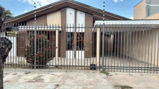 CASA DE ESQUINA PARA LOCAÇÃO – BAIRRO SANTA CRUZ