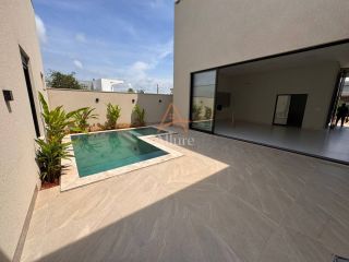 CASA À VENDA – CONDOMÍNIO ROYAL BOULEVARD
