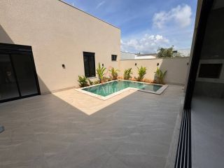 CASA À VENDA – CONDOMÍNIO ROYAL BOULEVARD