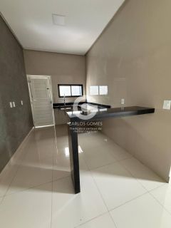 Casa de Condomínio Para Vender com 3 quartos 1 suítes no Residencial Portinari