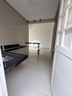 Casa de Condomínio Para Vender com 3 quartos 1 suítes no Residencial Portinari