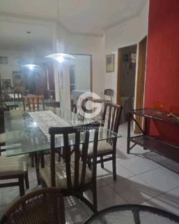 Casa Para Vender com 03 quartos 01 suítes no bairro Itapoá em Arapiraca