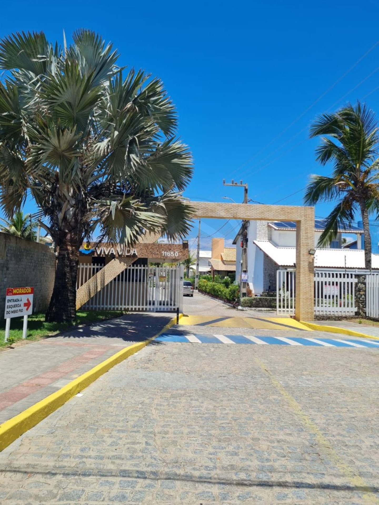 CASA NO CONDOMÍNIO VIDA VIVA