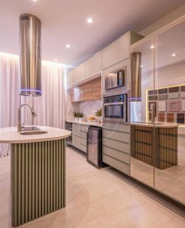 CASA RESIDENCIAL  COM PREDIO COMERCIAL A VENDA