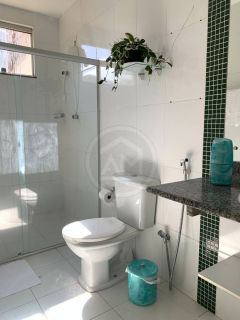 CASA RESIDENCIAL  COM PREDIO COMERCIAL A VENDA