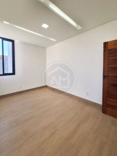 Casa no Condomínio Padang