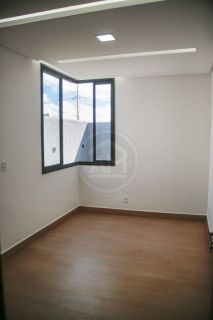 Casa no Condomínio Padang