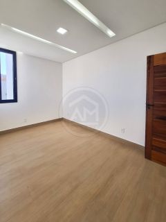 Casa no Condomínio Padang