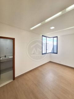 Casa no Condomínio Padang