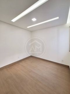 Casa no Condomínio Padang