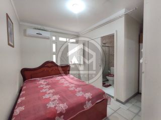 EXCELENTISSÍMA CASA NO BAIRRO PEREIRA LOBO