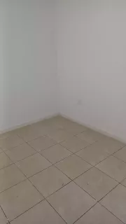 Casa com escritura na avenida principal do Albano Franco