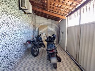 CASA À VENDA NO BAIRRO DOM LUCIANO