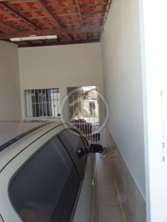 EXCELENTE CASA À VENDA NO BAIRRO SANTA MARIA