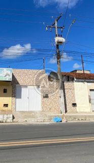CASA COM ESCRITURA NO CONJUNTO MARCOS FREIRE I