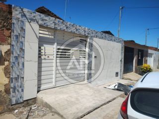EXCELENTE CASA À VENDA NO BAIRRO SANTA MARIA
