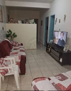 CASA Á VENDA NO BAIRRO 18 DO FORTE
