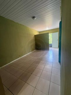 CASA Á VENDA NO BAIRRO 18 DO FORTE