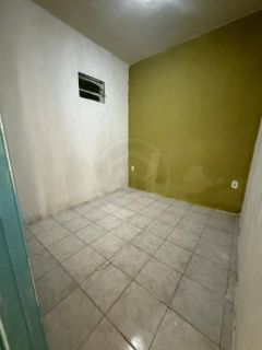 CASA Á VENDA NO BAIRRO 18 DO FORTE