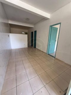 CASA Á VENDA NO BAIRRO 18 DO FORTE