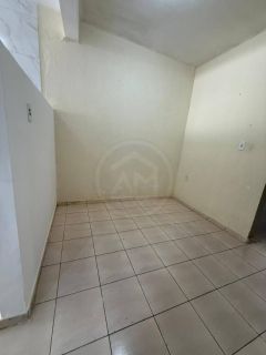 CASA Á VENDA NO BAIRRO 18 DO FORTE