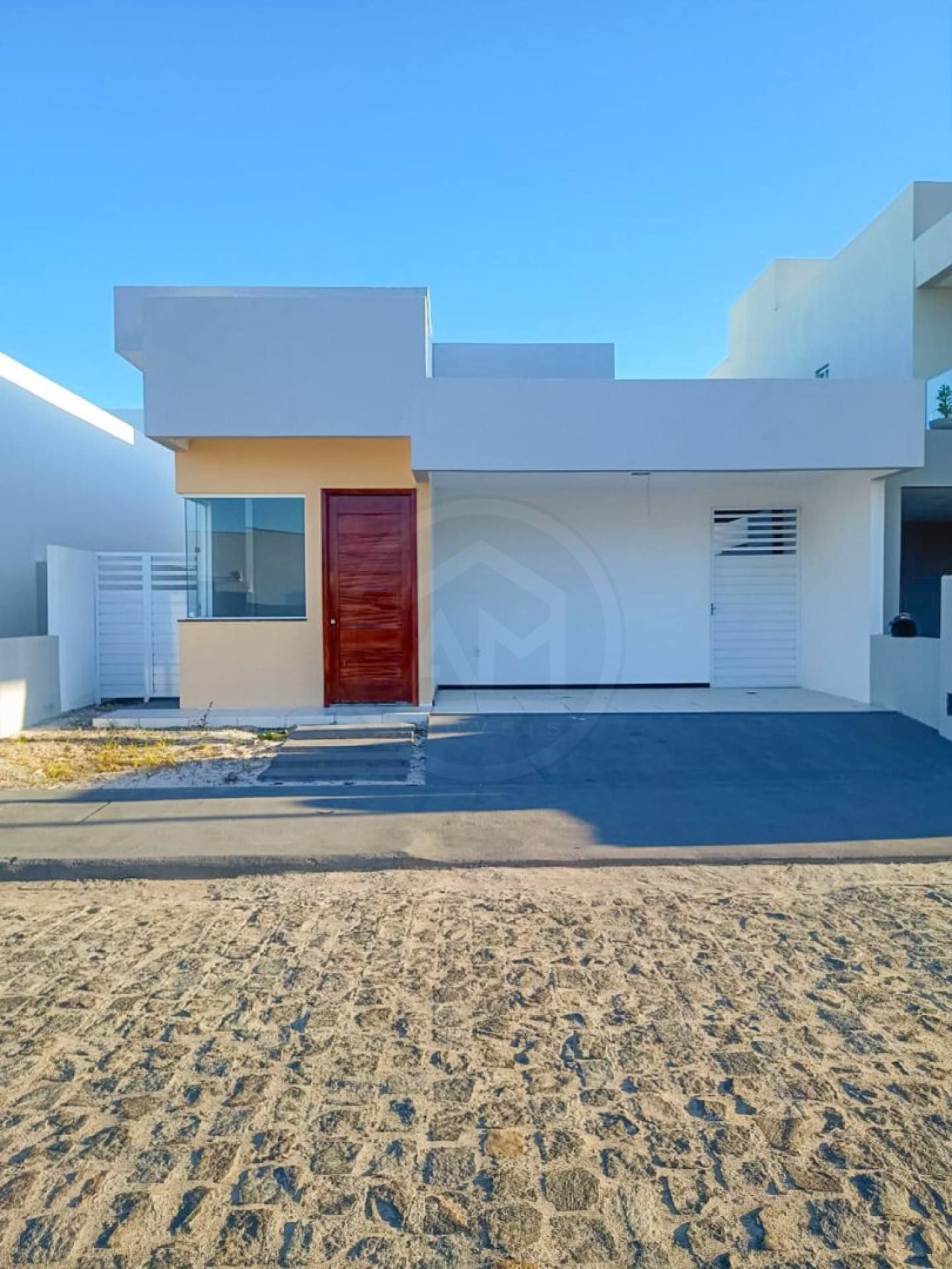 Casa no Condomínio Sol e Praia - PÉ NA AREIA!