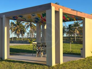 Casa no Condomínio Sol e Praia - PÉ NA AREIA!