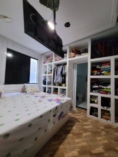 CASA NA FAROLÂNDIA – AMPLA, MODERNA E BEM LOCALIZADA