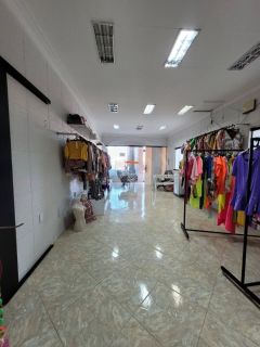 CASA NA FAROLÂNDIA – AMPLA, MODERNA E BEM LOCALIZADA