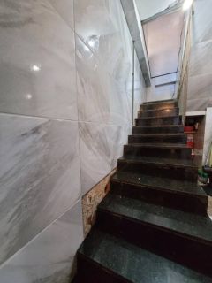 CASA NA FAROLÂNDIA – AMPLA, MODERNA E BEM LOCALIZADA