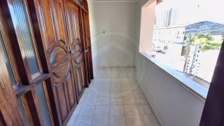 CASA À VENDA NO PONTO NOVO