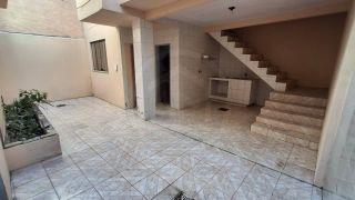 CASA À VENDA NO PONTO NOVO