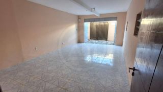 CASA À VENDA NO PONTO NOVO