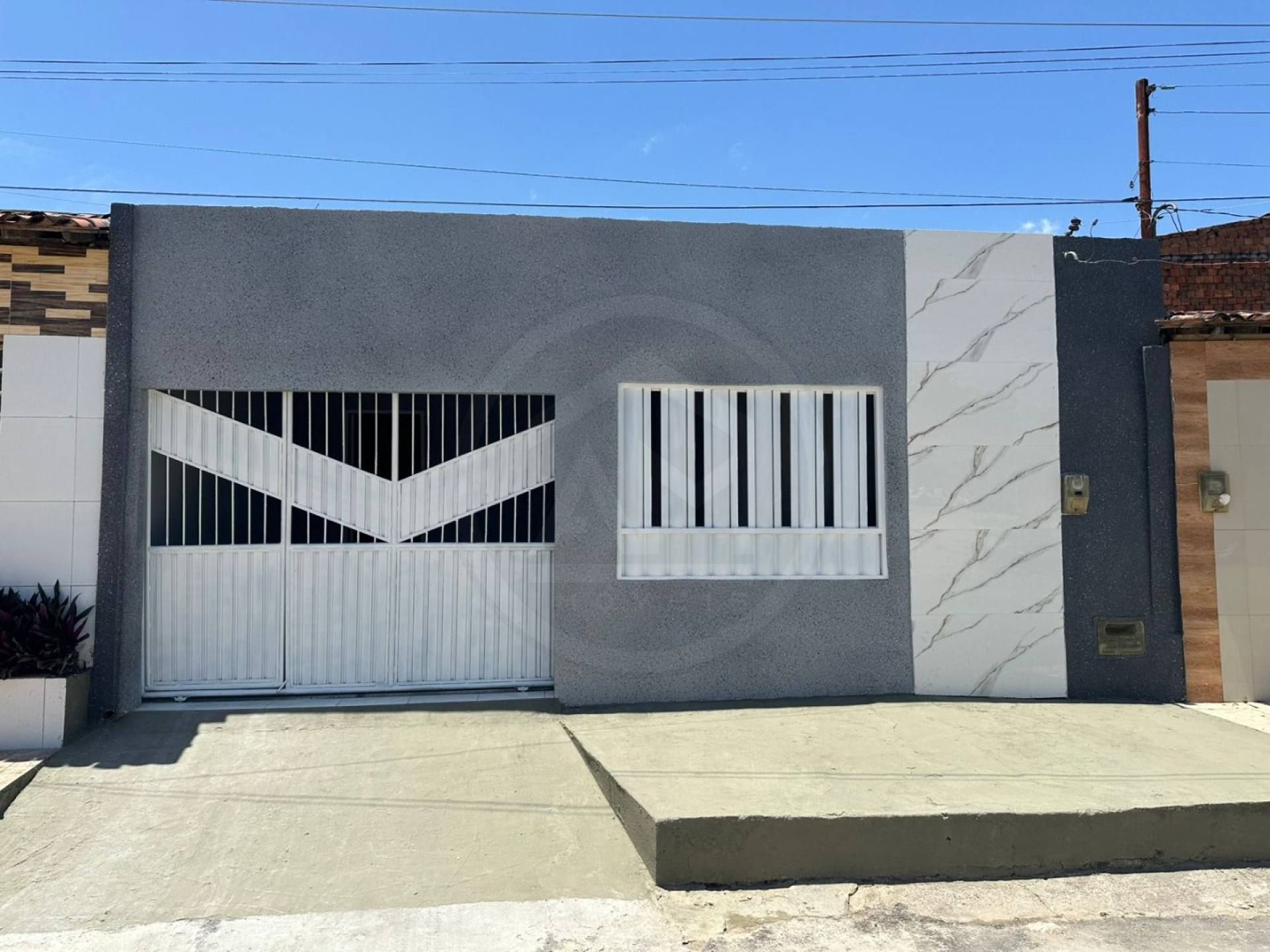 CASA À VENDA – ALBANO FRANCO