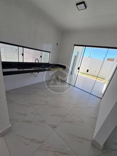 CASA À VENDA – VILLAREDO BARRA