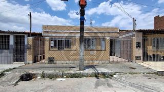 CASA À VENDA – BUGIO