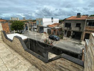 CASA Á VENDA NO BAIRRO SOLEDADE