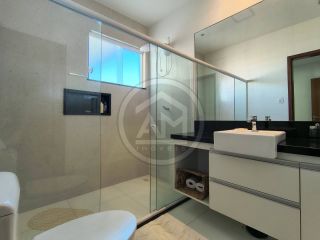 Ótima casa a venda no Condomínio Praia Bela