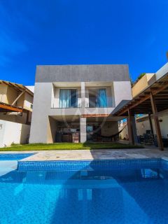 Ótima casa a venda no Condomínio Praia Bela