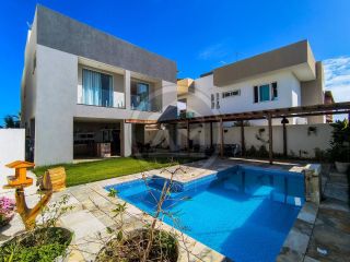 Ótima casa a venda no Condomínio Praia Bela